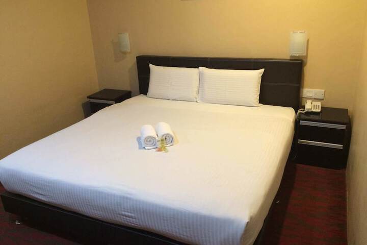 Room 7 of 35