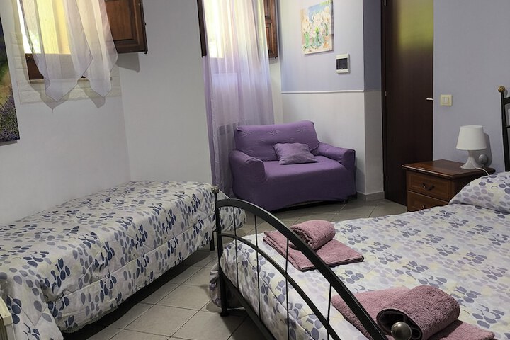 Room 7 of 65