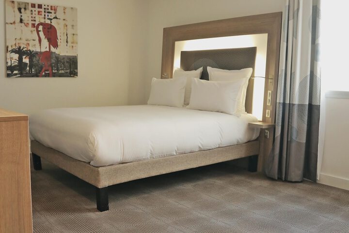 Room 30 of 109