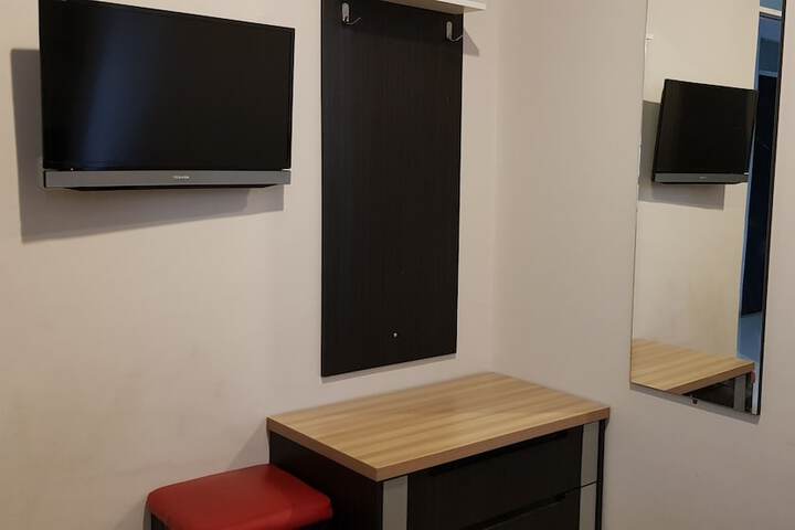 Room 10 of 39