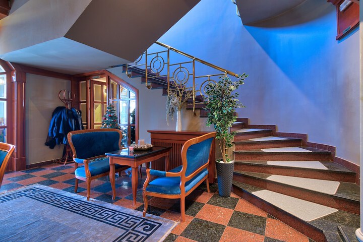 Hotel Interior 3 of 27