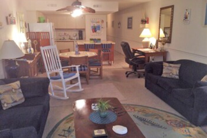 Room 11 of 25