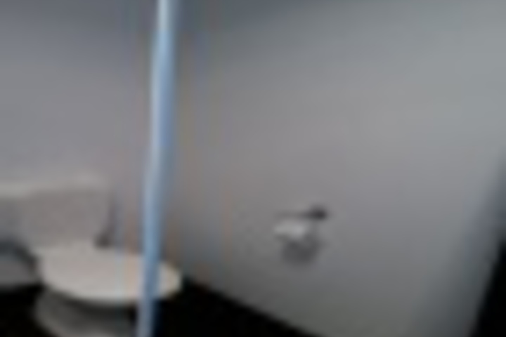 Room 338 of 384