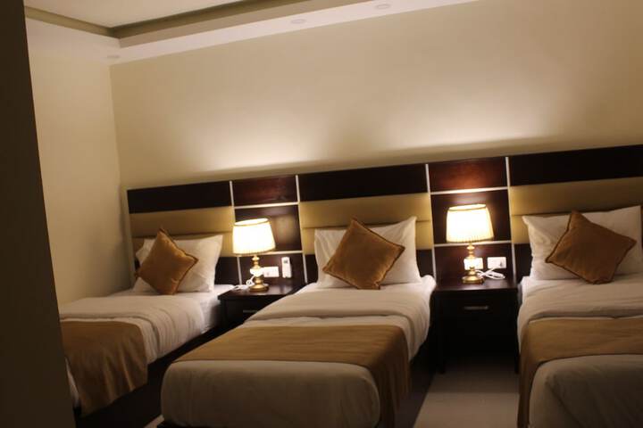 Room 8 of 43