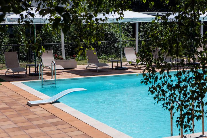 Pool Hotel