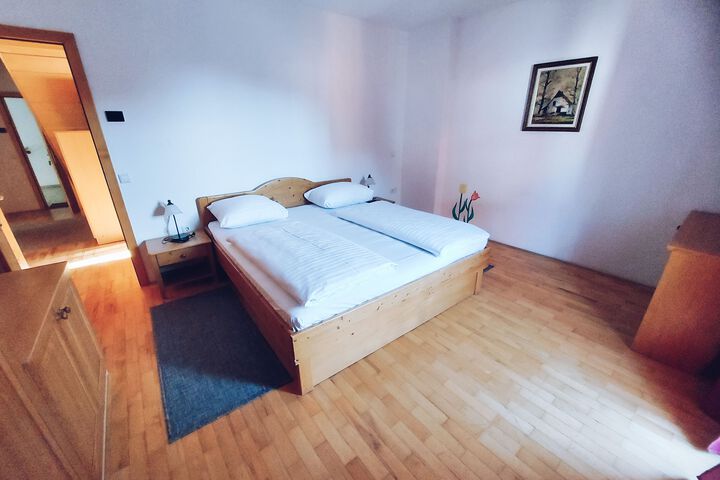 Room 19 of 188