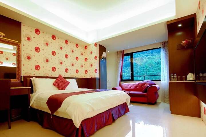 Room 14 of 45