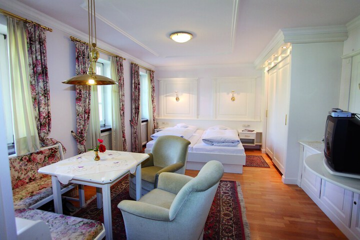 Room 10 of 39