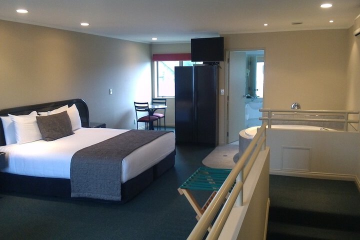 Room 5 of 53