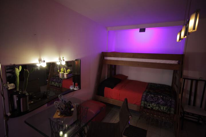 Room 36 of 80