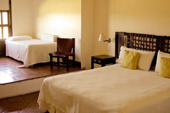Room 4 of 42