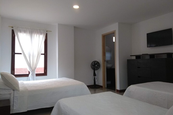 Room 6 of 24