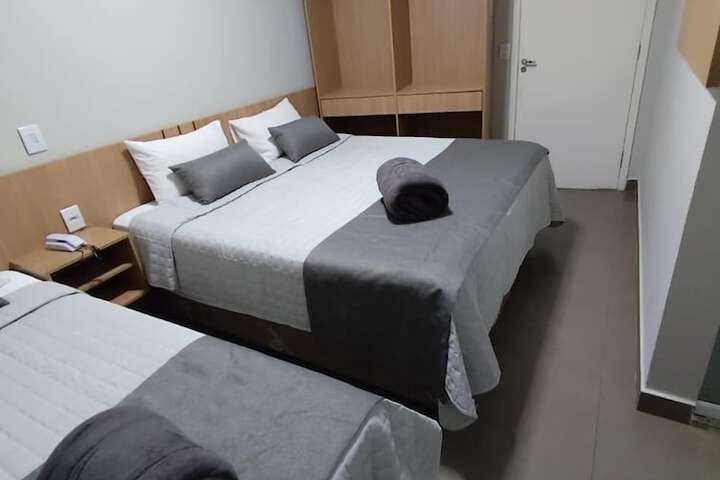 Room 17 of 34