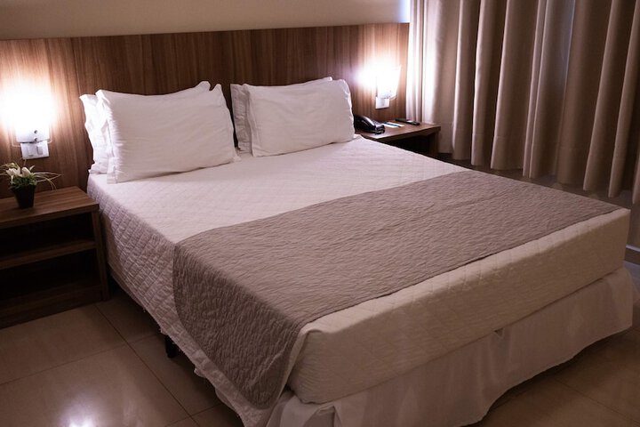 Room 45 of 103