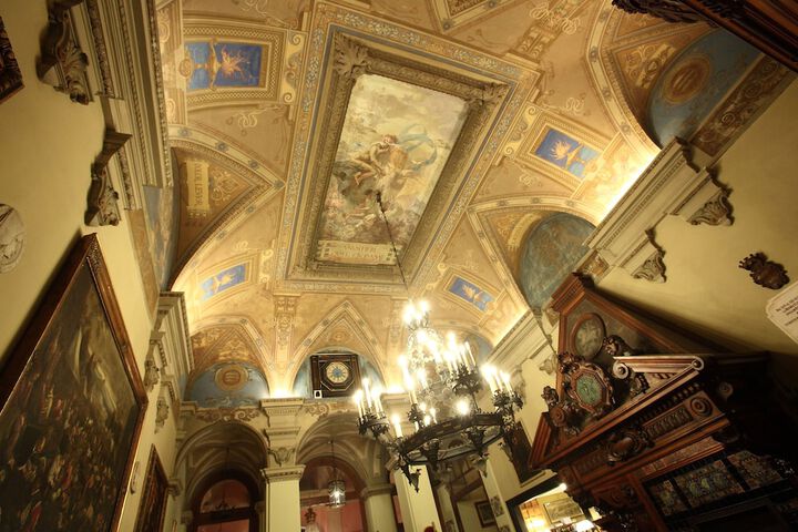 Business Center 35 of 47
