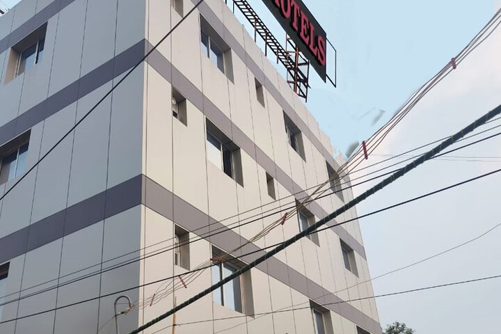 Hero Image 1 of 12