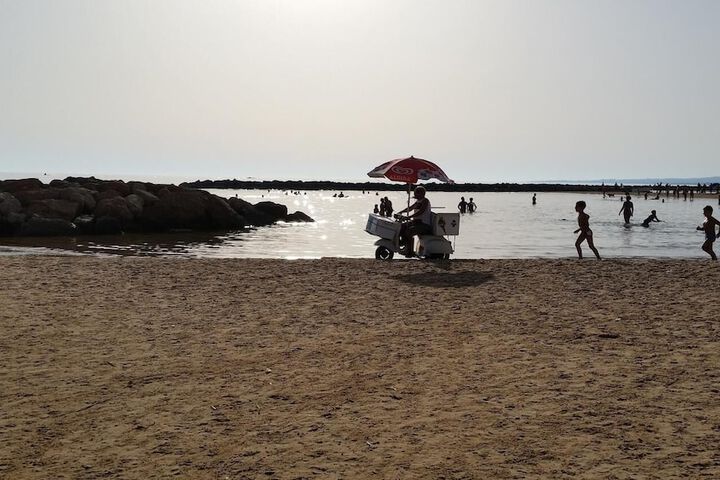 Beach 18 of 24