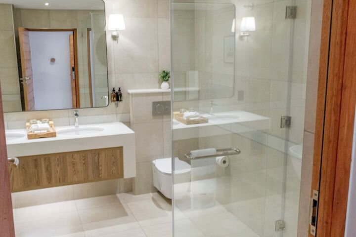 Bath Photo