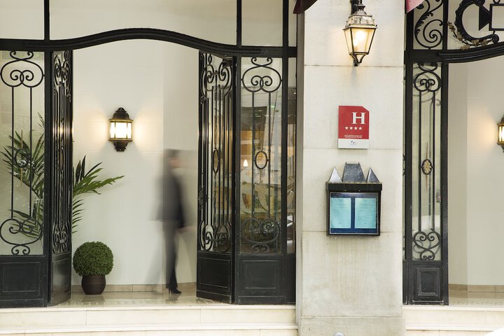 Hotel 44 of 45