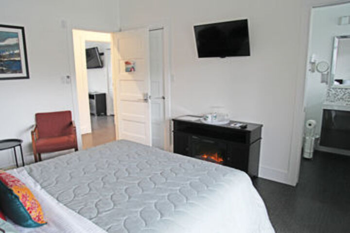 Room 45 of 63