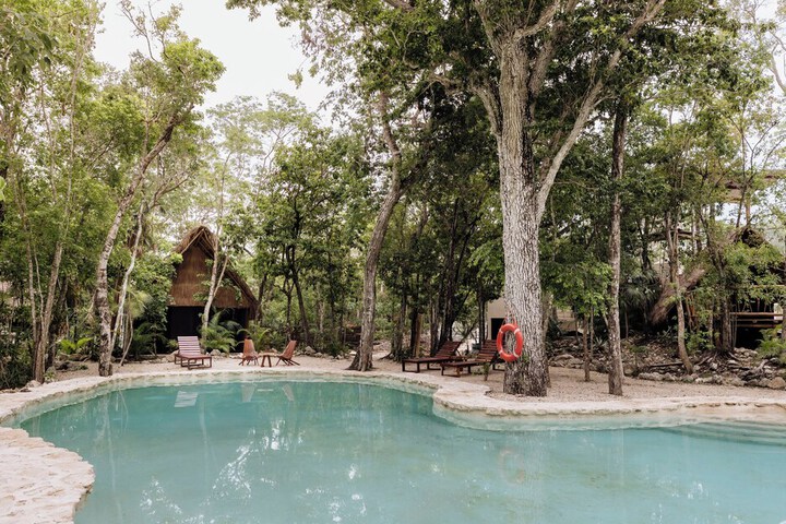 Pool 25 of 55