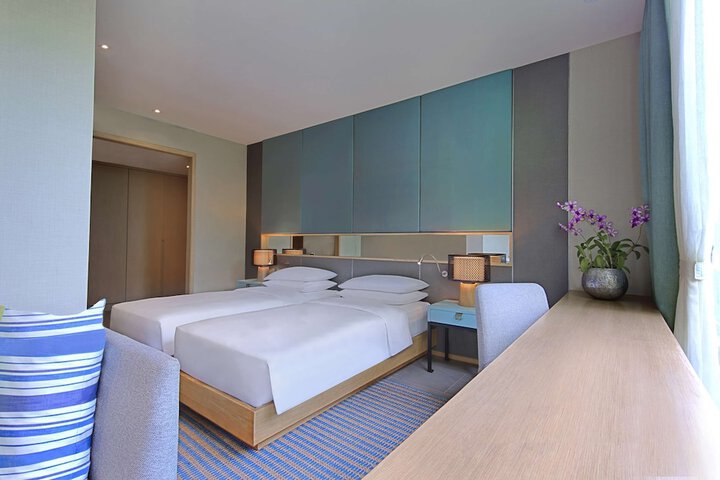 Room 37 of 185