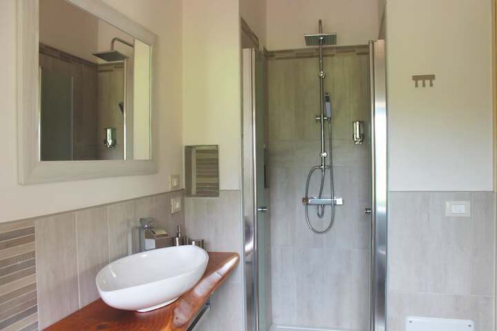Room 12 of 12