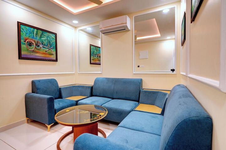 Room 17 of 30