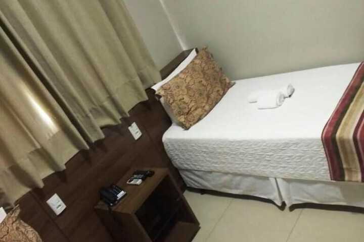 Room 12 of 61