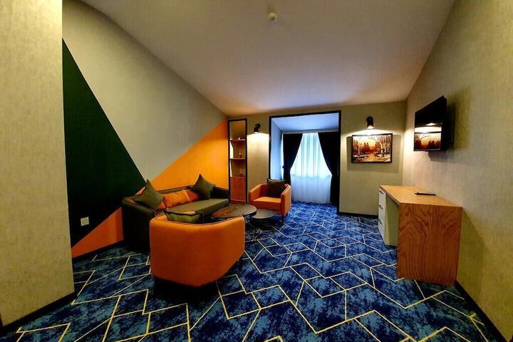 Room 34 of 58