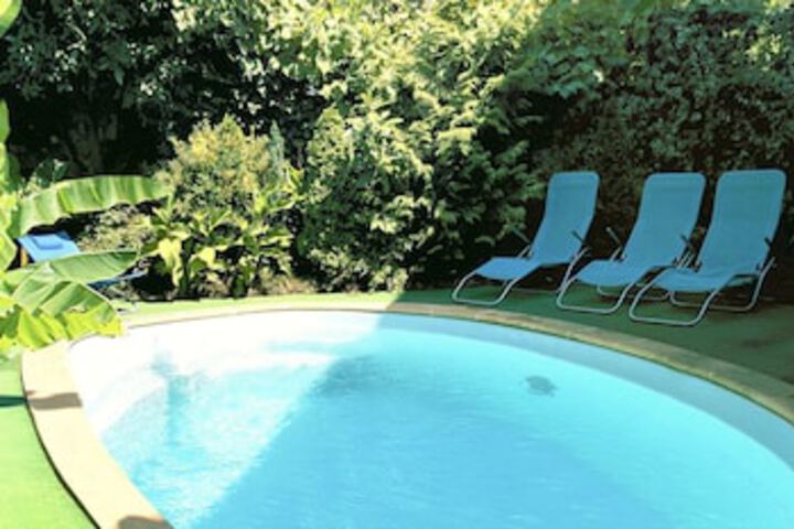 BANANOVIY RAI HOTEL