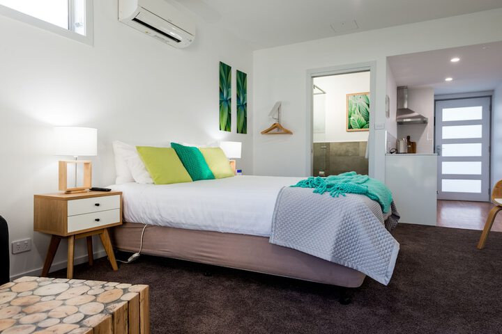 Room 3 of 46