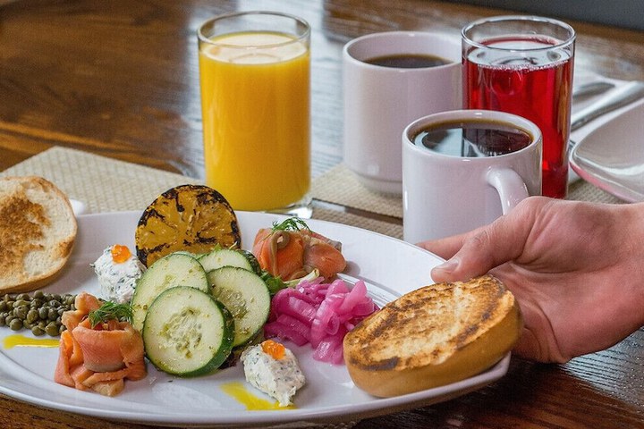 Breakfast meal