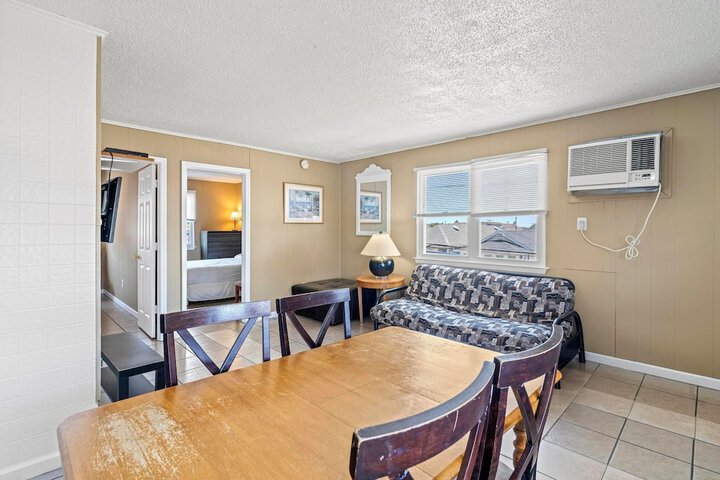 Room 20 of 42