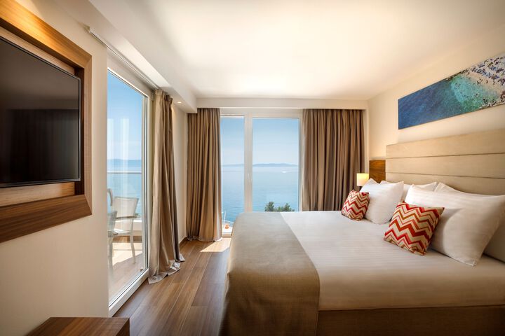 Room 3 of 26