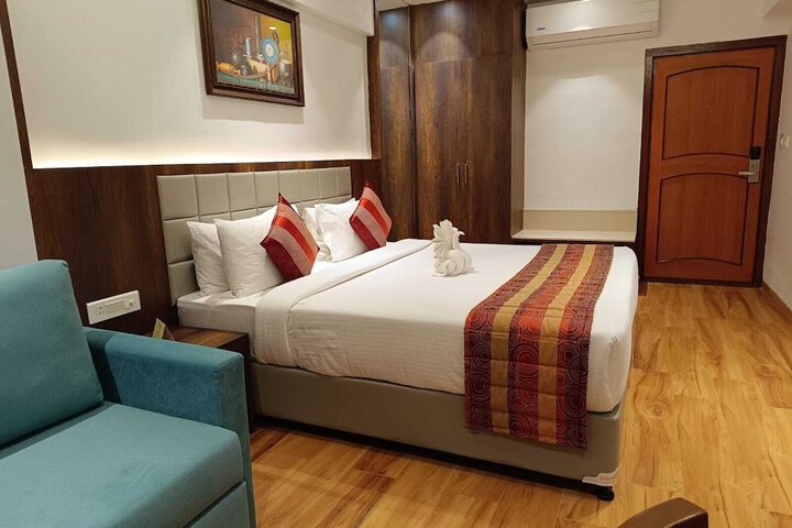 Room 42 of 123