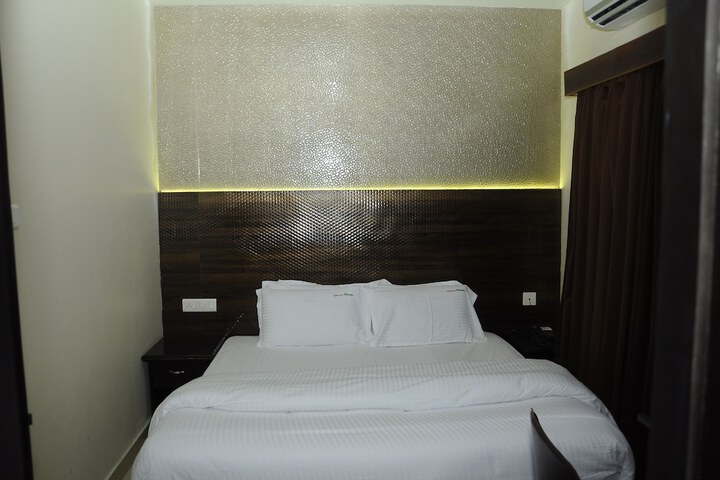 Room 41 of 58