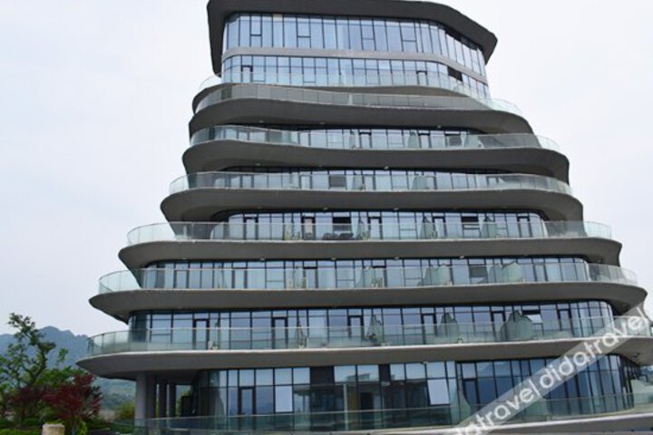 Hupan Yunduan Holiday Hotel