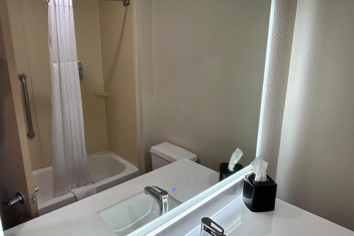 Clean Restrooms