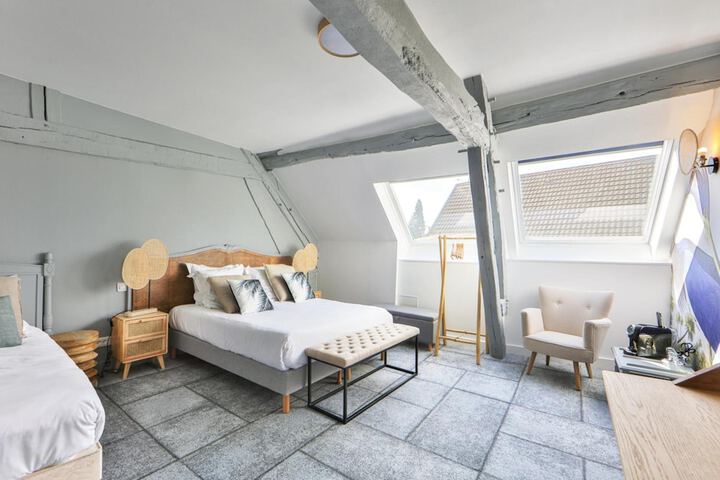 Room 21 of 52