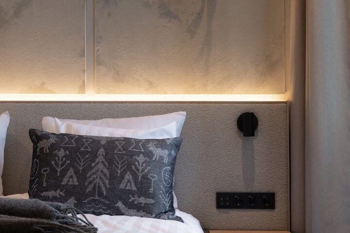 Room 75 of 170