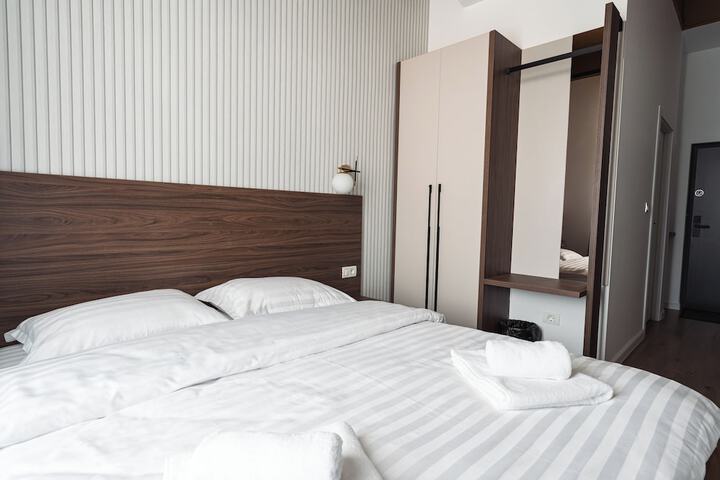 Room 7 of 39