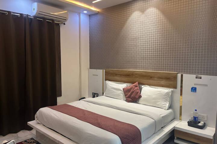 Room 20 of 42