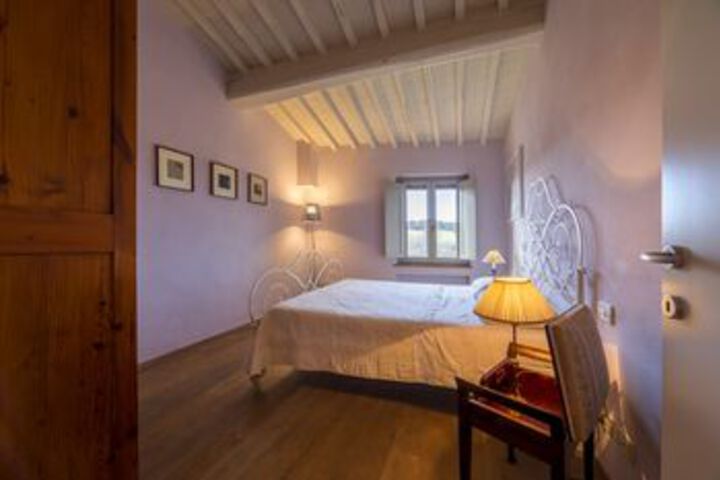 Room 6 of 23