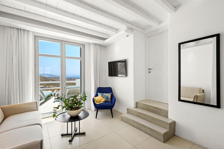 Room 42 of 102