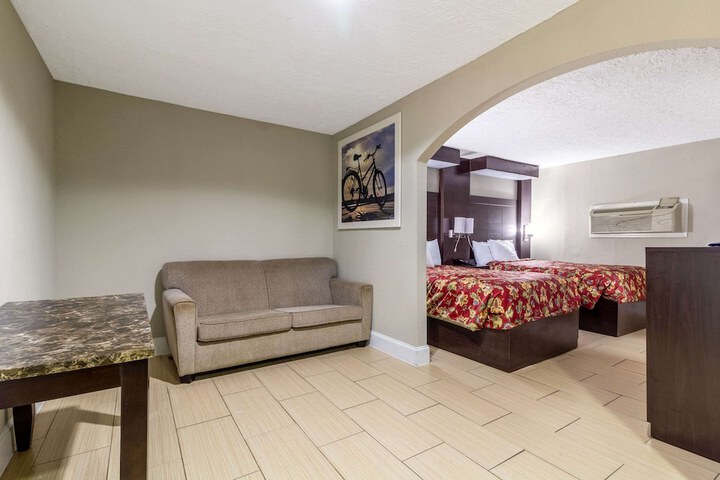 Room 20 of 42
