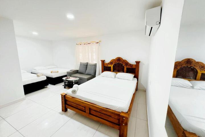 Photo of Hotel 7