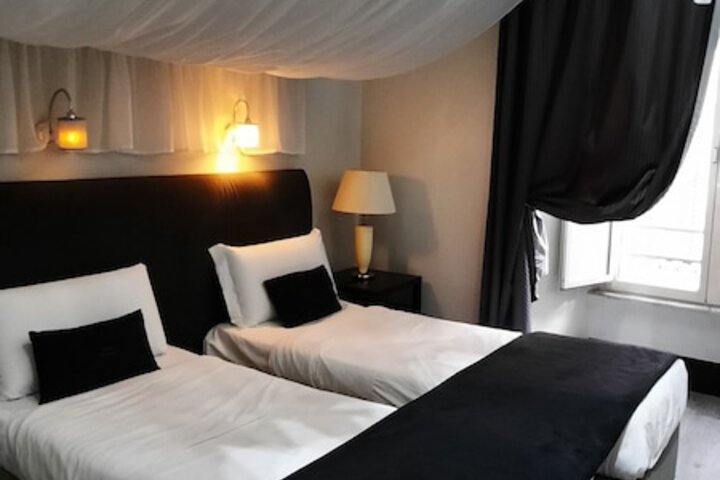 Room 45 of 79