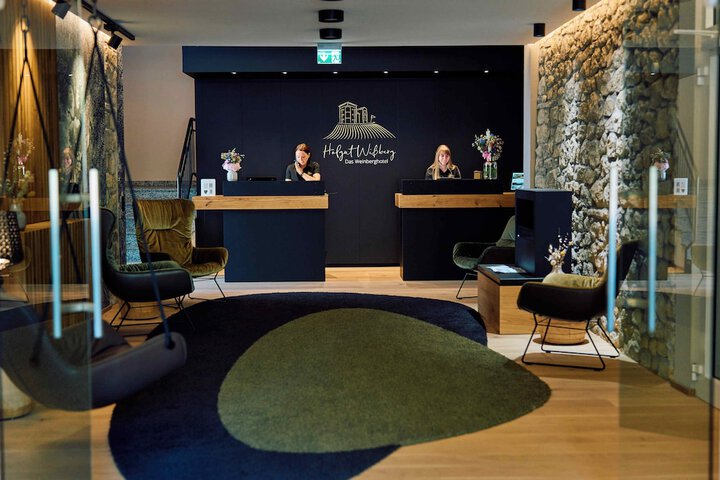 Entrance & Lobby