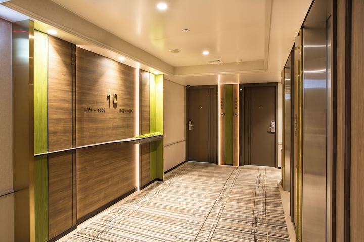 Room 41 of 103